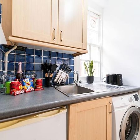 Beautiful One Bedroom Flat In Tavistock Place London Exteriör bild