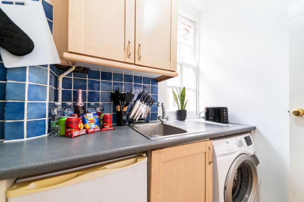 Beautiful One Bedroom Flat In Tavistock Place London Exteriör bild