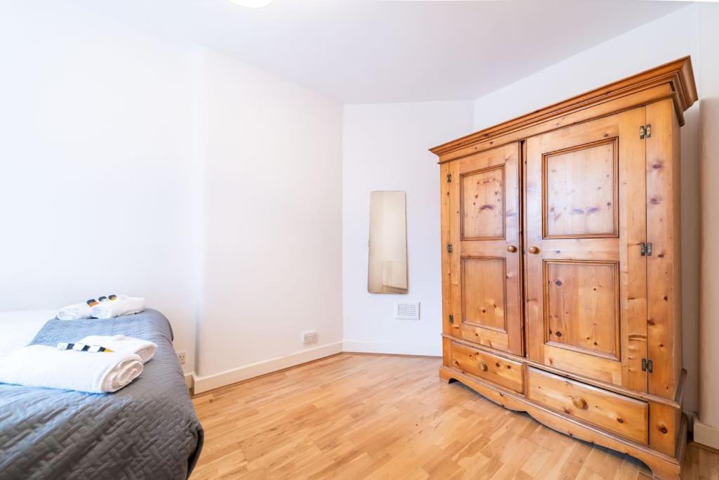 Beautiful One Bedroom Flat In Tavistock Place London Exteriör bild