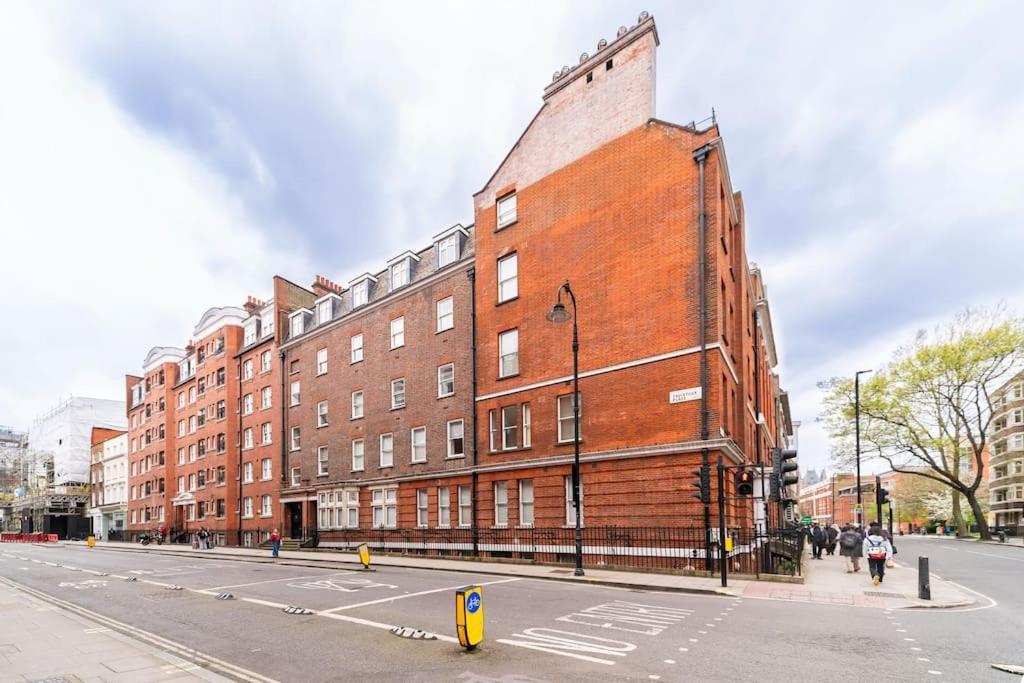Beautiful One Bedroom Flat In Tavistock Place London Exteriör bild