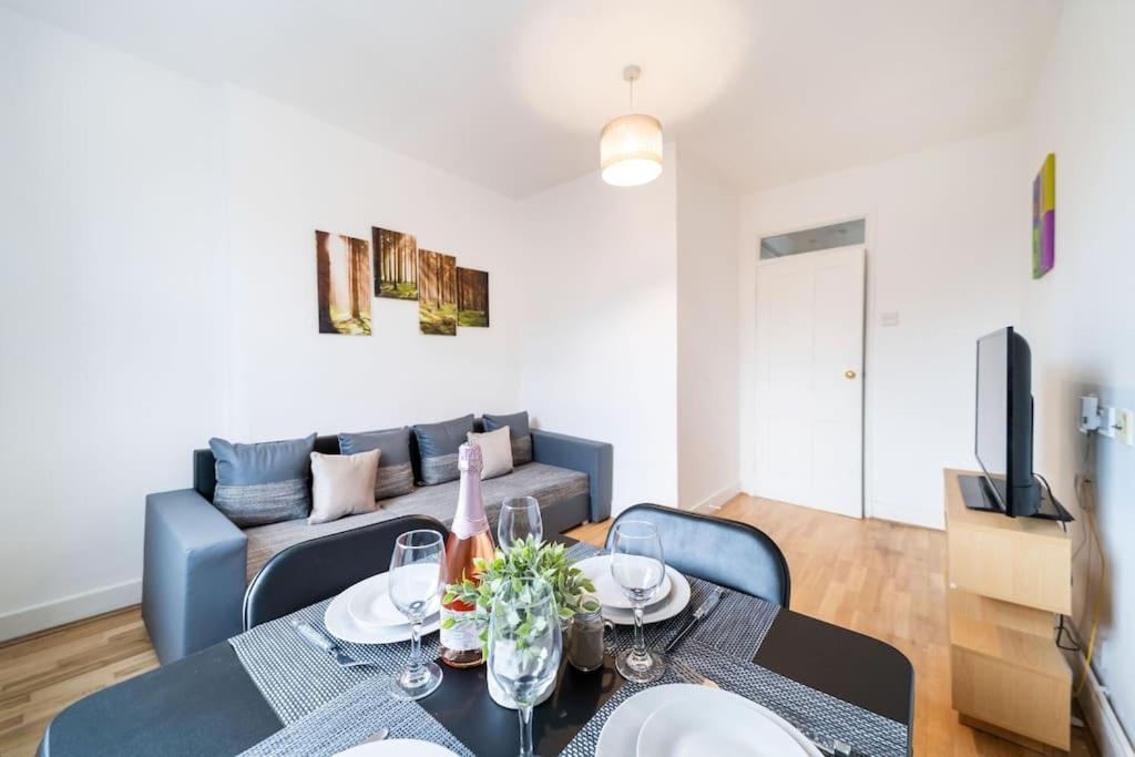 Beautiful One Bedroom Flat In Tavistock Place London Exteriör bild